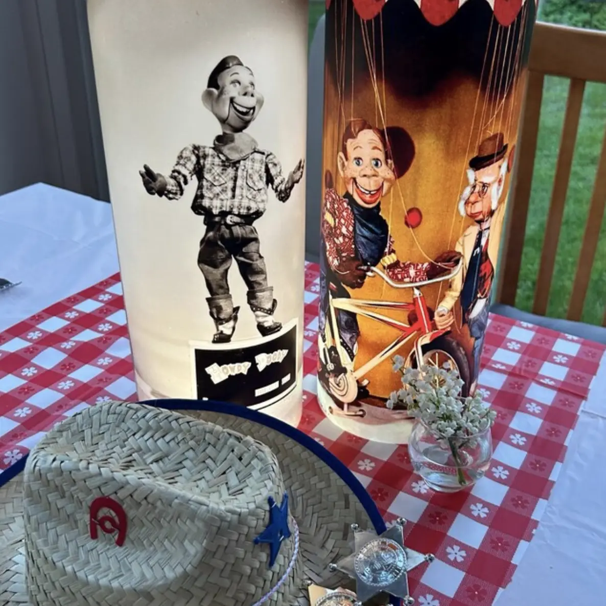 A character-led illustrated theme printed on an illuminated table centerpiece